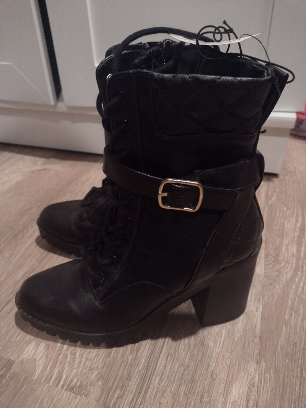 Express Womens black boots new with tags size 6